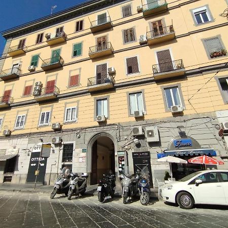 Casa Merisi Al Centro Storico Di Napoli מראה חיצוני תמונה