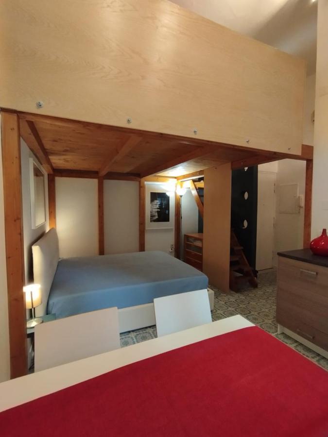 Casa Merisi Al Centro Storico Di Napoli מראה חיצוני תמונה