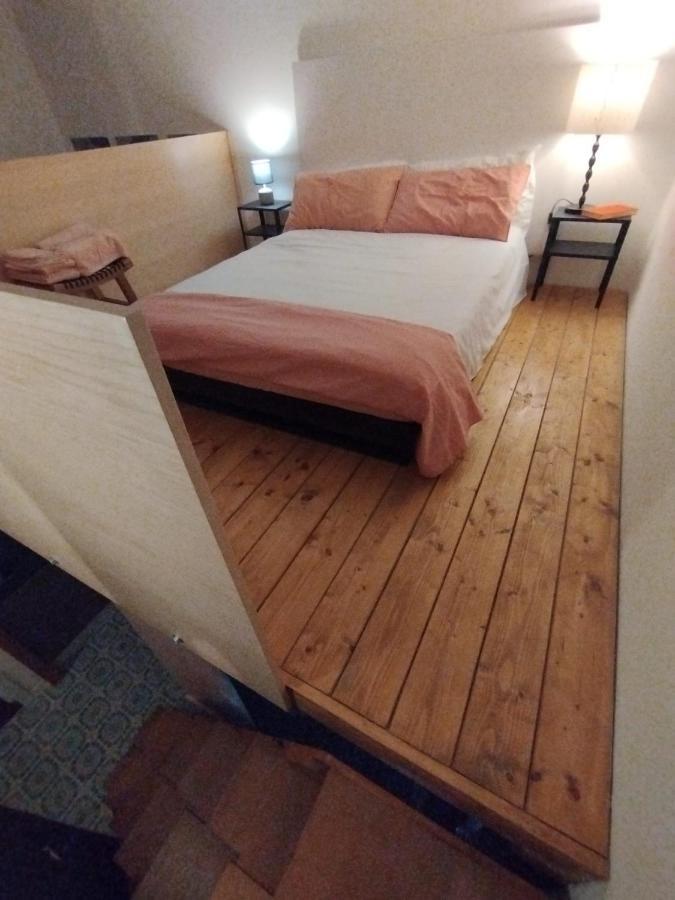 Casa Merisi Al Centro Storico Di Napoli מראה חיצוני תמונה