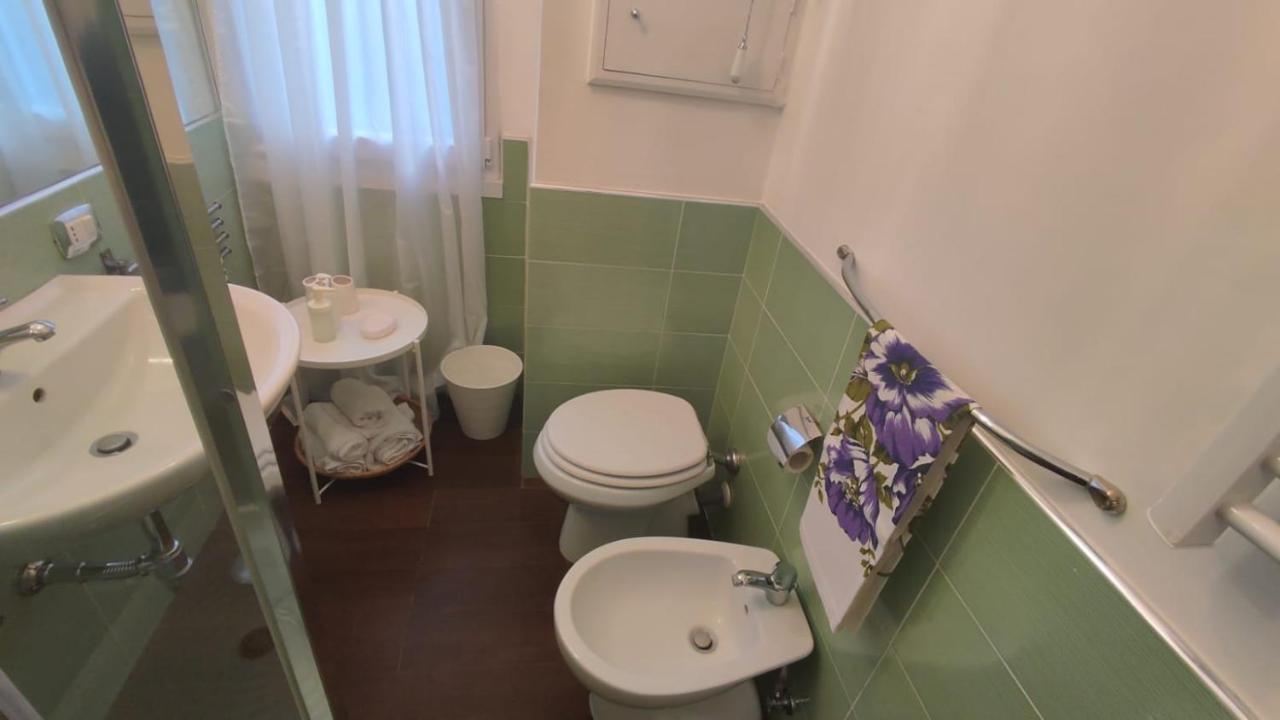 Casa Merisi Al Centro Storico Di Napoli מראה חיצוני תמונה
