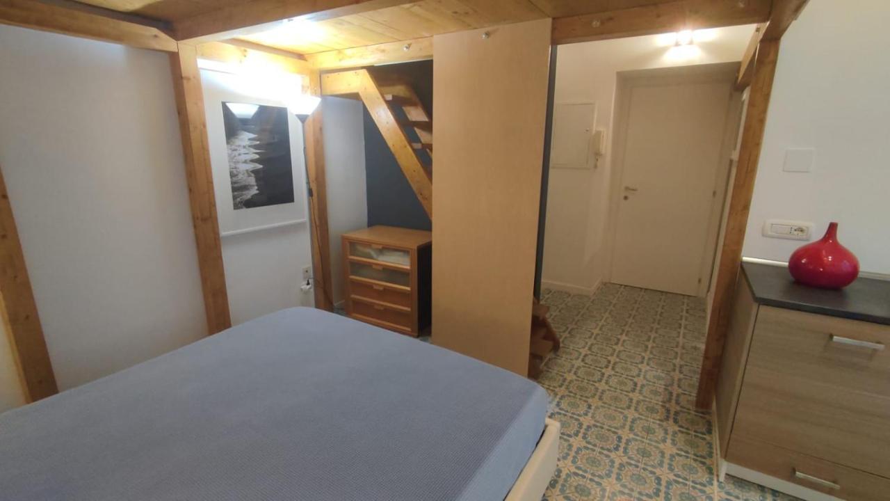 Casa Merisi Al Centro Storico Di Napoli מראה חיצוני תמונה